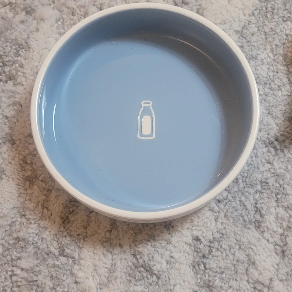 2 pcs cat bundle, bowl and toy